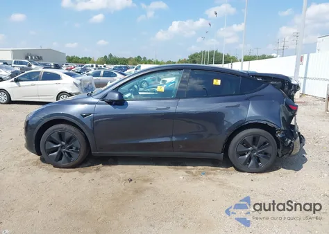 2025 Tesla Model Y Long Range Dual Motor All-Wheel Drive из США, поврежденный, VIN 7SAYGDED5SF321430